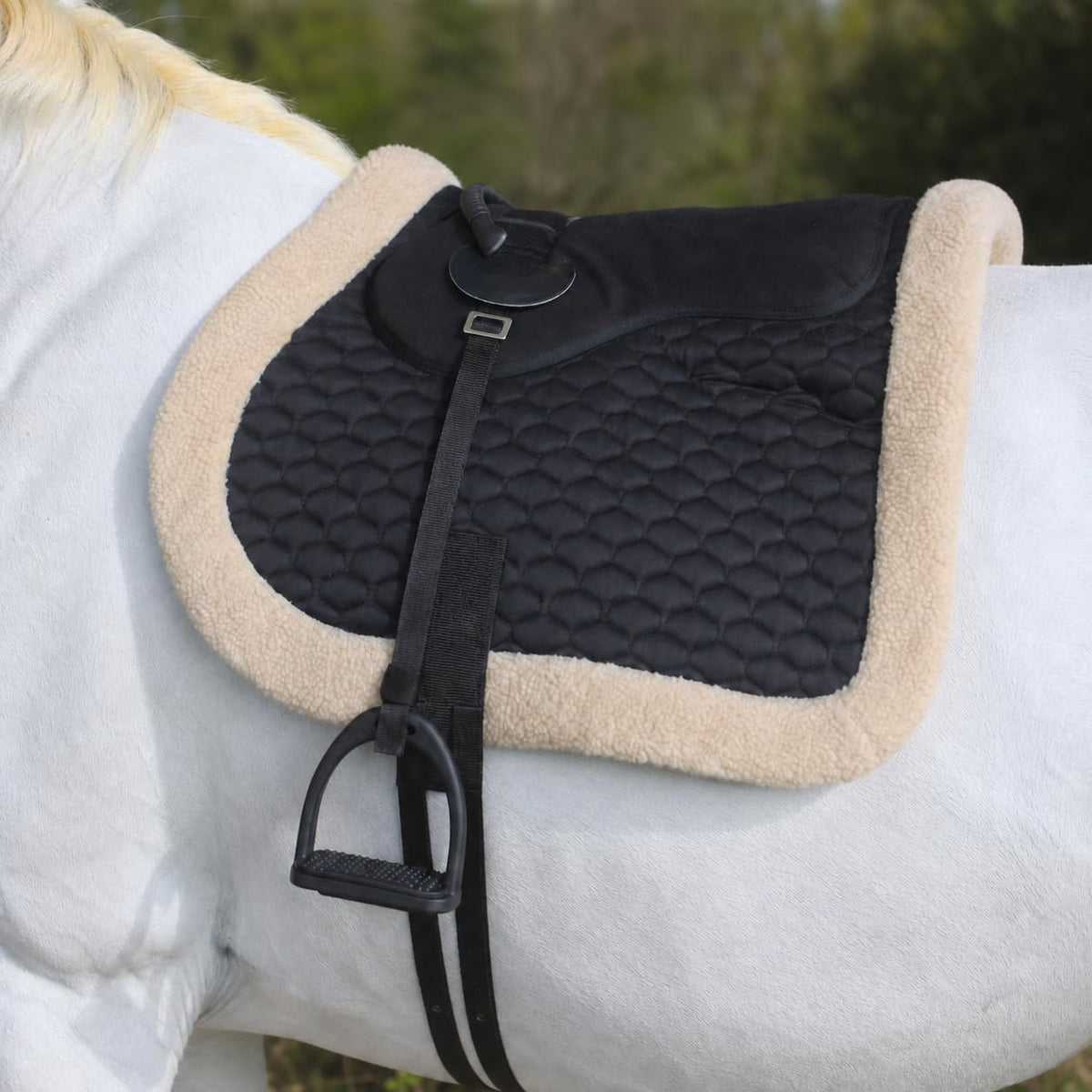 Black Quilted Bareback Pad B77357