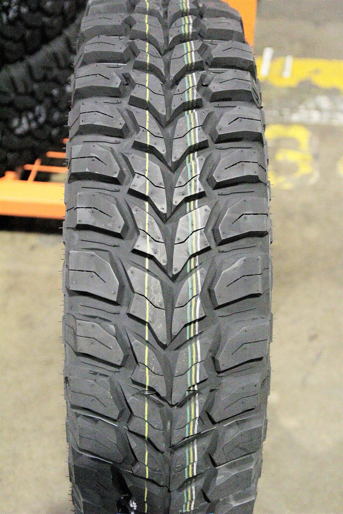 Mud Tire 235 85 16 LT235/85R16 O629
