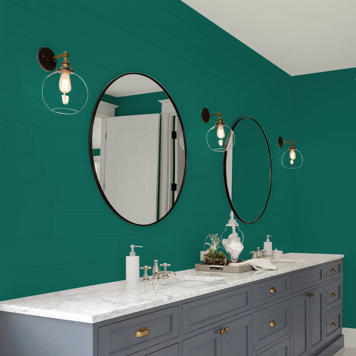 Interior Paint + Primer Eggshell 1 Quart P69840