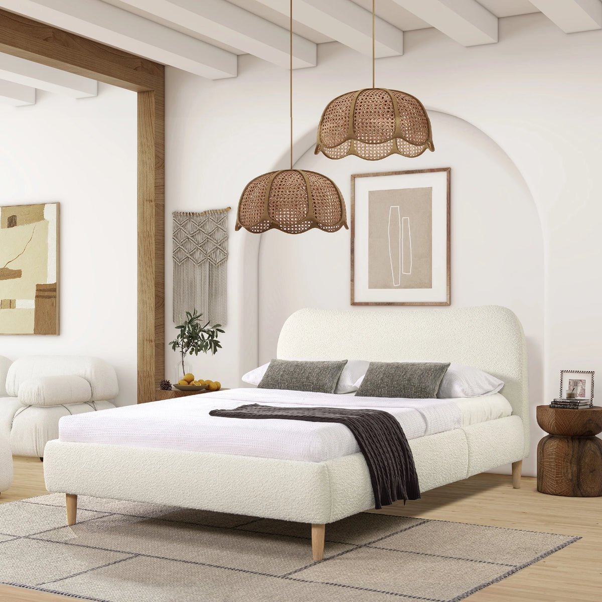 Queen Ivory White Boucle Upholstered Platform Bed U43797